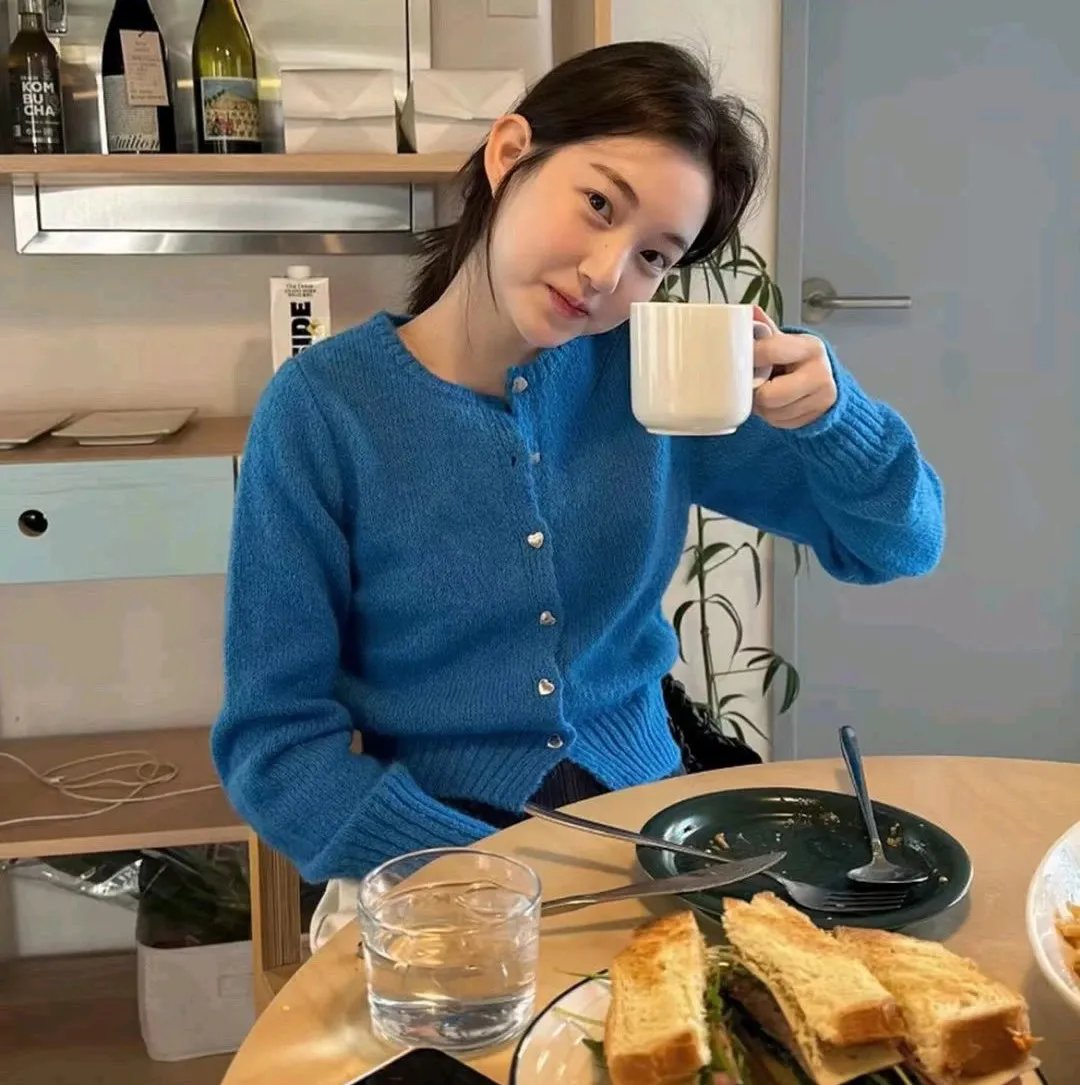 血红溅白纱